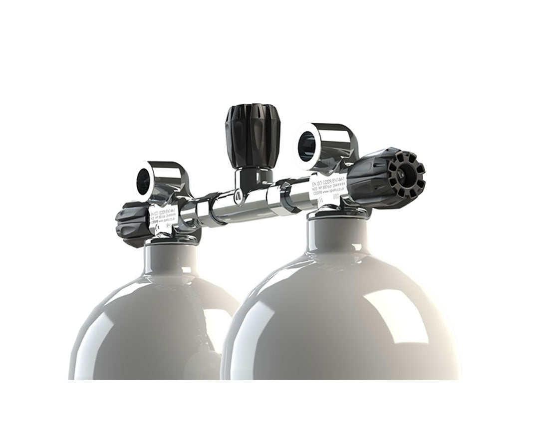 Gear Hire TWIN Tanks set with Manifold Frog Dive