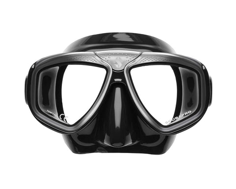 scuba diving mask